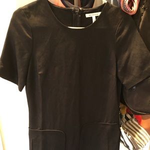 Cute summery dress with large front pockets